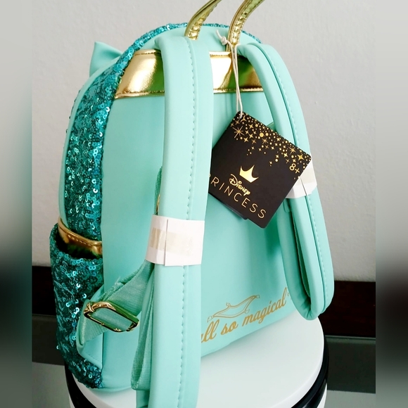 Loungefly Princess Jazmin Backpack - Picture 2 of 3